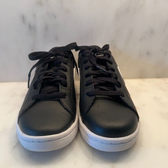 BNIB  NIKE Women's Flat Sports Leisure Court Royal US 7.5 Black - Picture 1 of 8